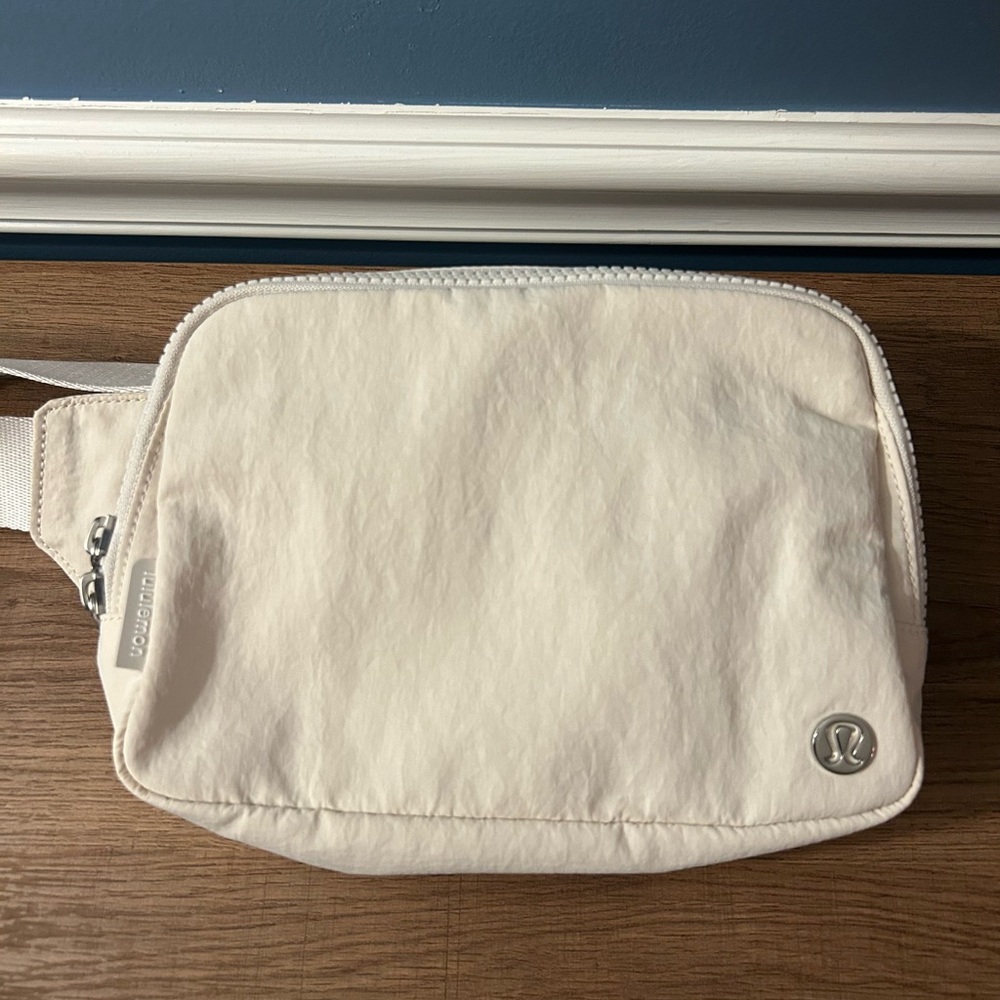 Lululemon Everywhere Belt Bag Large 2L